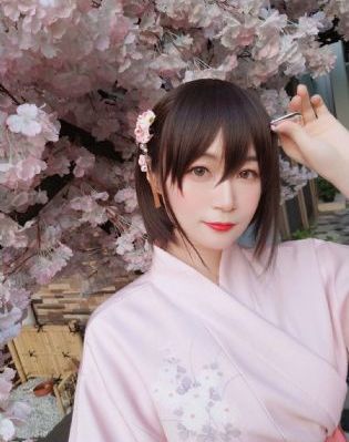 《性瘾者》电影在线观看_720在线观看视频