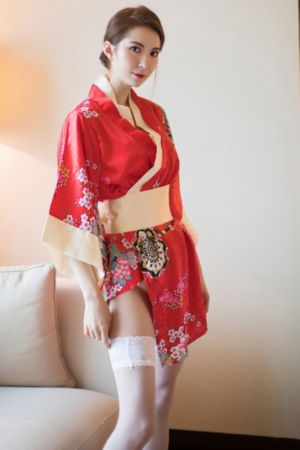 纯洁的轮舞曲第一季_BD高清迅雷在线观看
