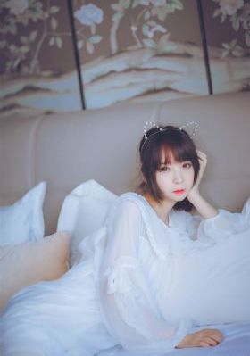 老婆中文字幕完整版第二季_十万网红美女美酱